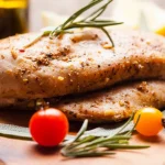 Ψημένο φιλέτο κοτόπουλου σε μαξιλάρι γκρέιπφρουτ: μια πρωτότυπη συνταγή webp.webp